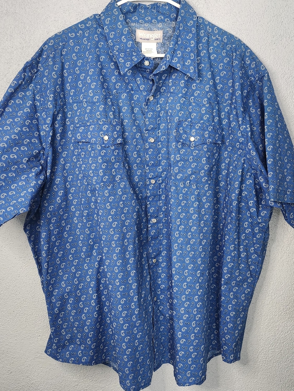 Wrangler Blue Short-Sleeve Paisley Button-Down Shirt